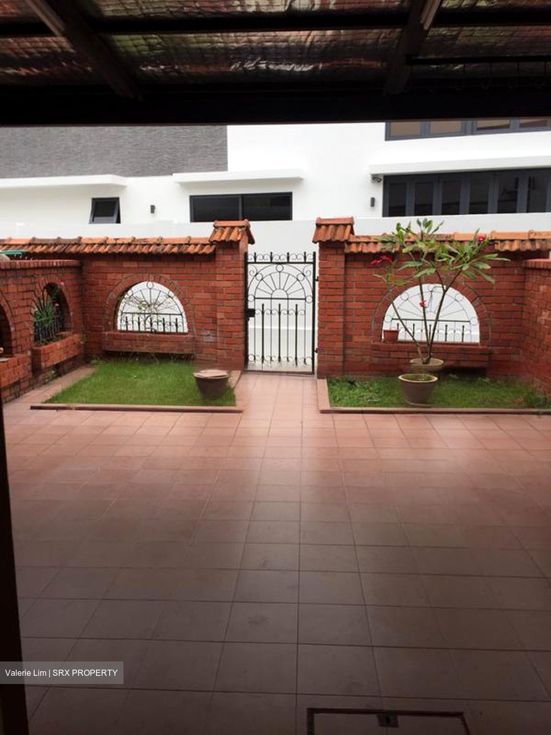 Golden Hill Estate (D19), Terrace #445941611